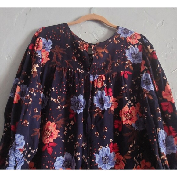 Unique Spectrum Tops Blouse Floral,crochet, 1X,Rayón,20 Inch Of Armp To Armp - Picture 8 of 10